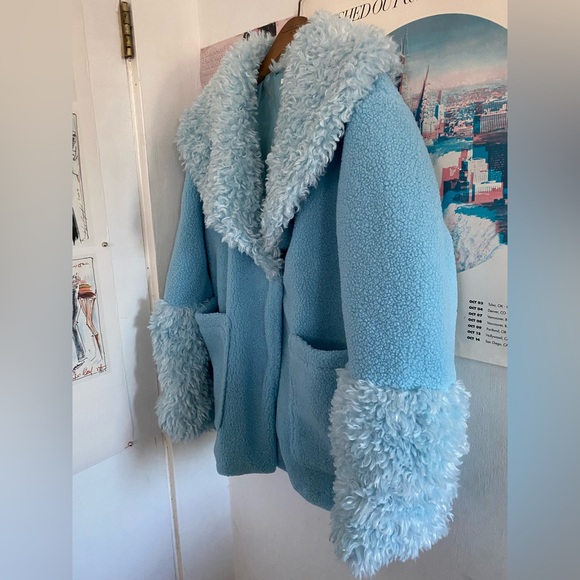Kimchi Blue Amelia Faux Fur Coat - Picture 5 of 10